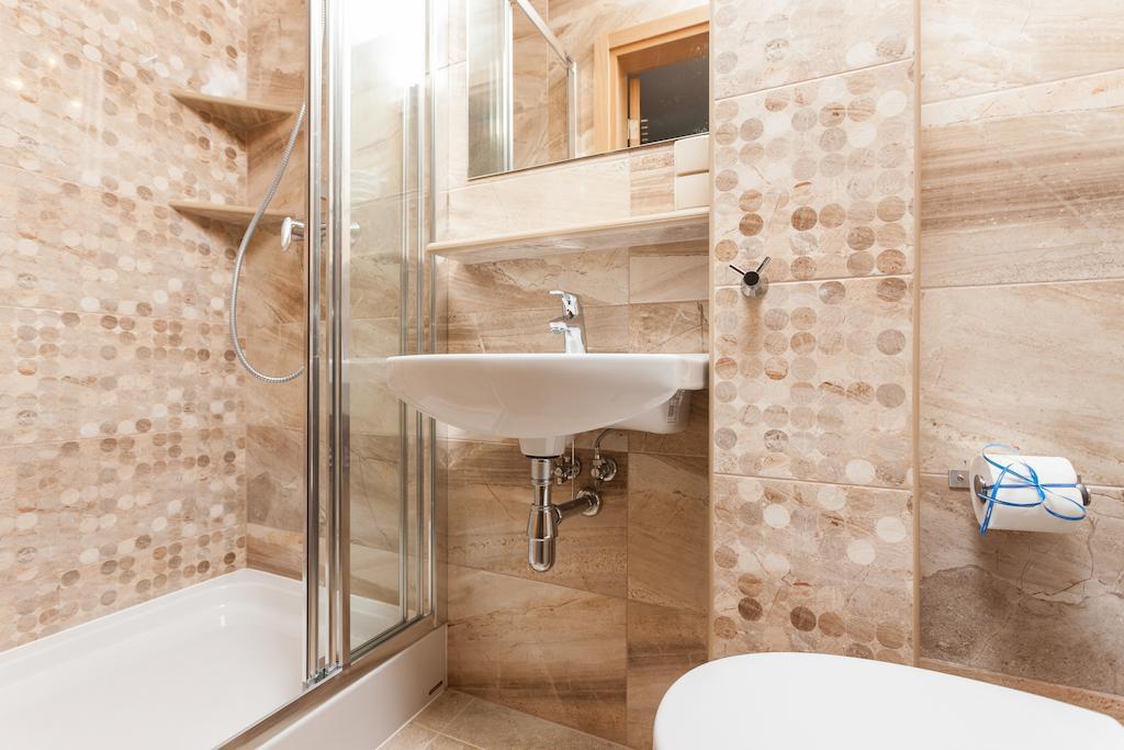 Nautilus Apartamenty 레왈 객실 사진